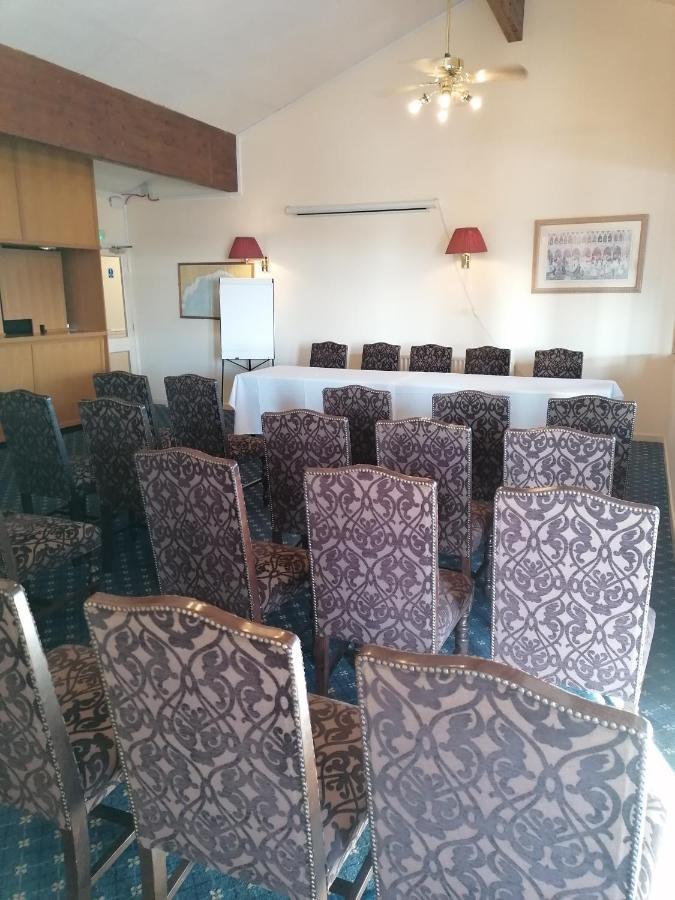 The Royal Lion Hotel Λάιμ Ρέγκις Εξωτερικό φωτογραφία