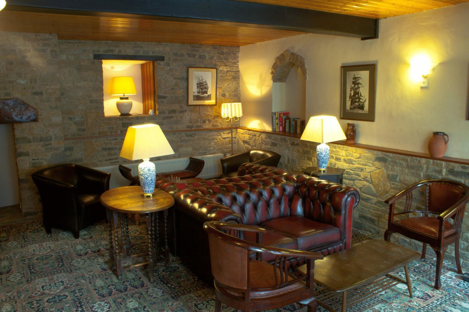 The Royal Lion Hotel Λάιμ Ρέγκις Εξωτερικό φωτογραφία