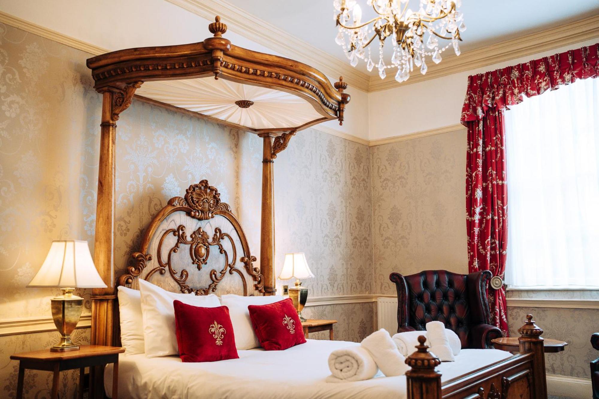The Royal Lion Hotel Λάιμ Ρέγκις Δωμάτιο φωτογραφία